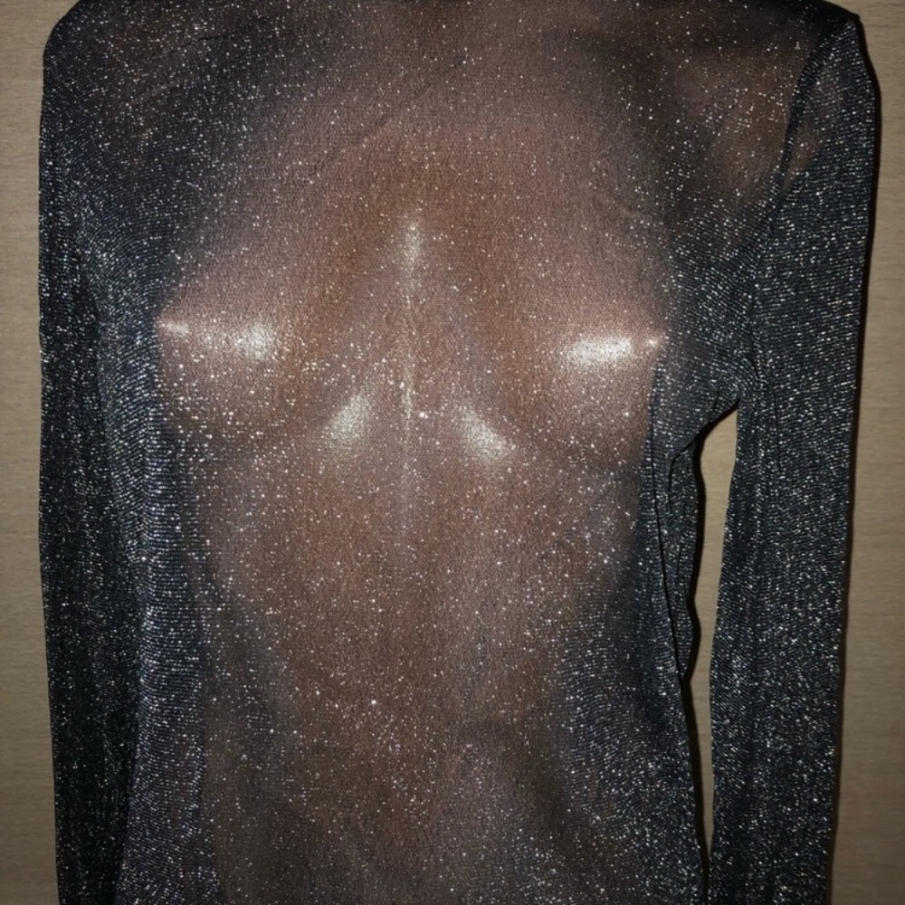 Top - Picture 3 of 4